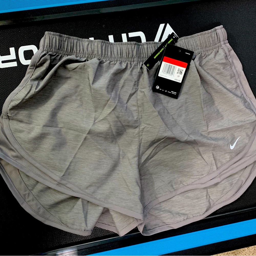 NWT Nike Women’s Tempo Shorts
